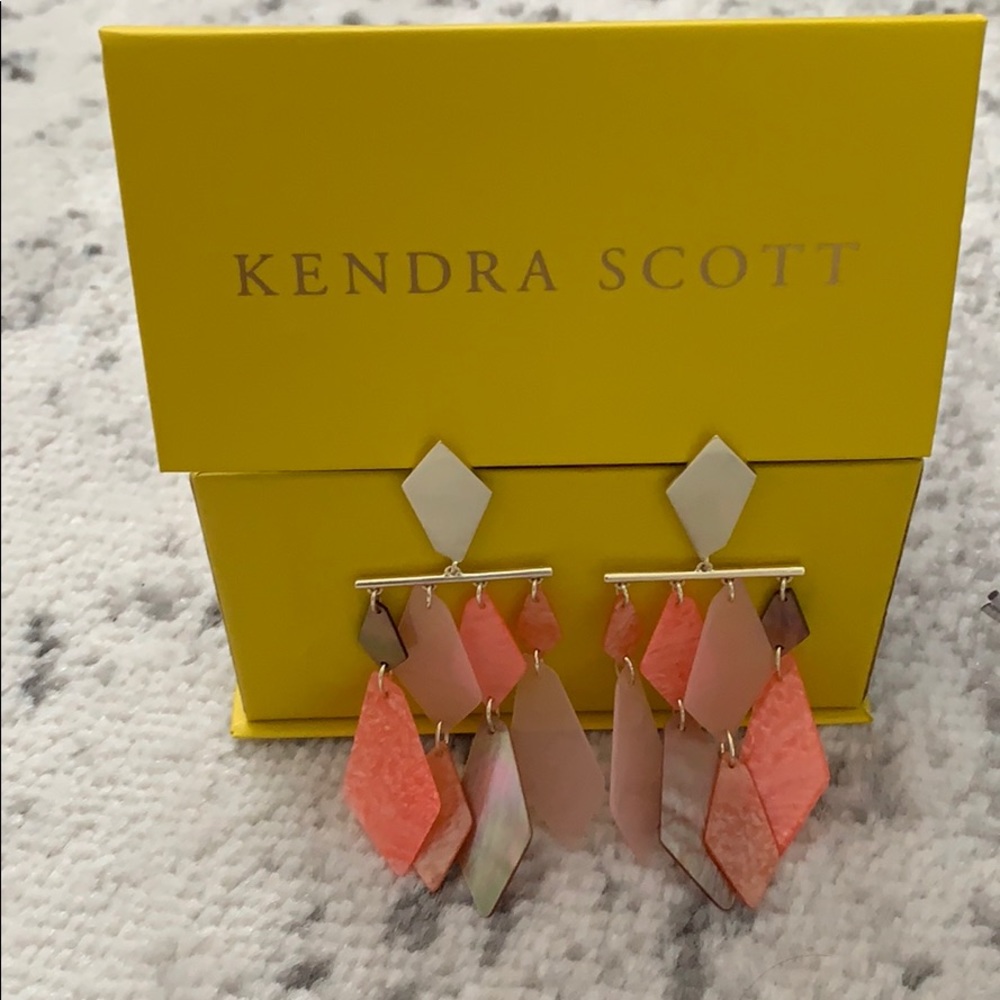 Kendra Scott Hannah Earrings